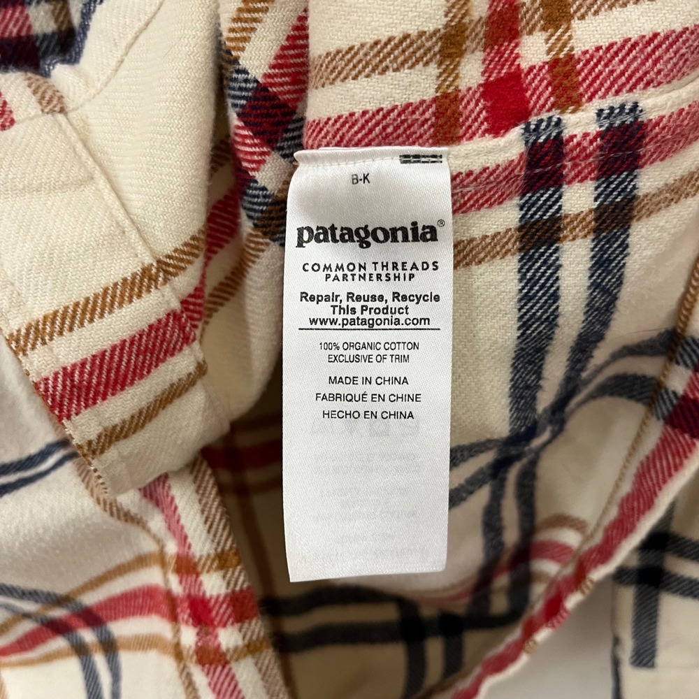 Patagonia Fjord Medium Weight Flannel‎ Shirt Sz L Cream Red Plaid Organic Cotton - Picture 4 of 7